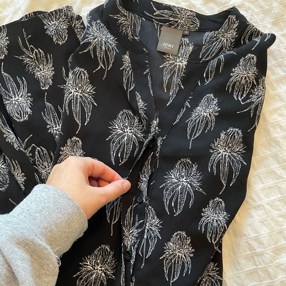 Flower Bud Shift Dress - ICHI - Picture 9 of 13